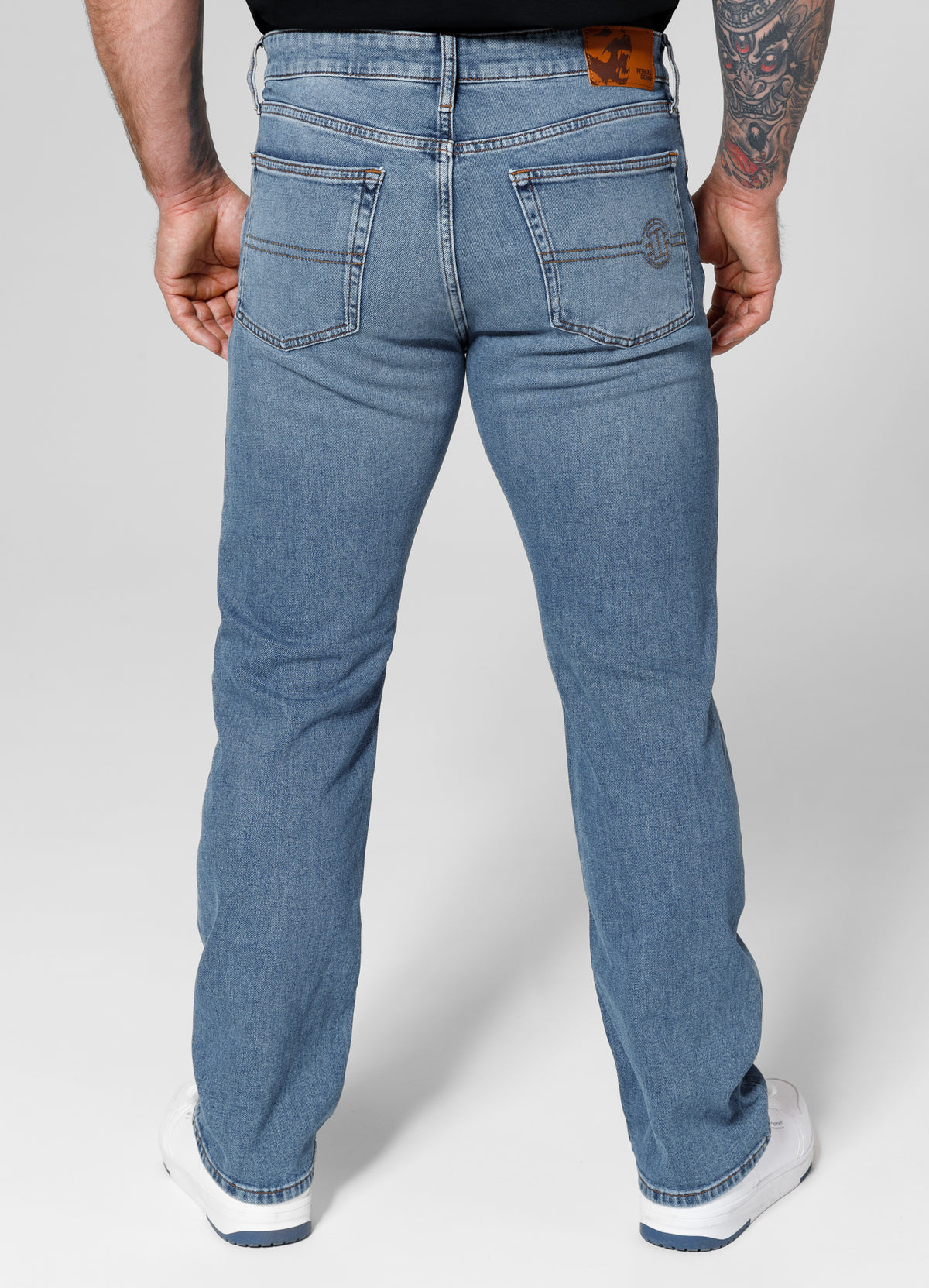 HIGHLANDER Long Classic Wash Jeans