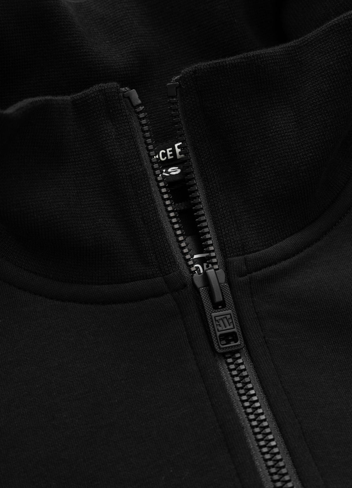 DISCOVERY Half-Zip Sweatshirt