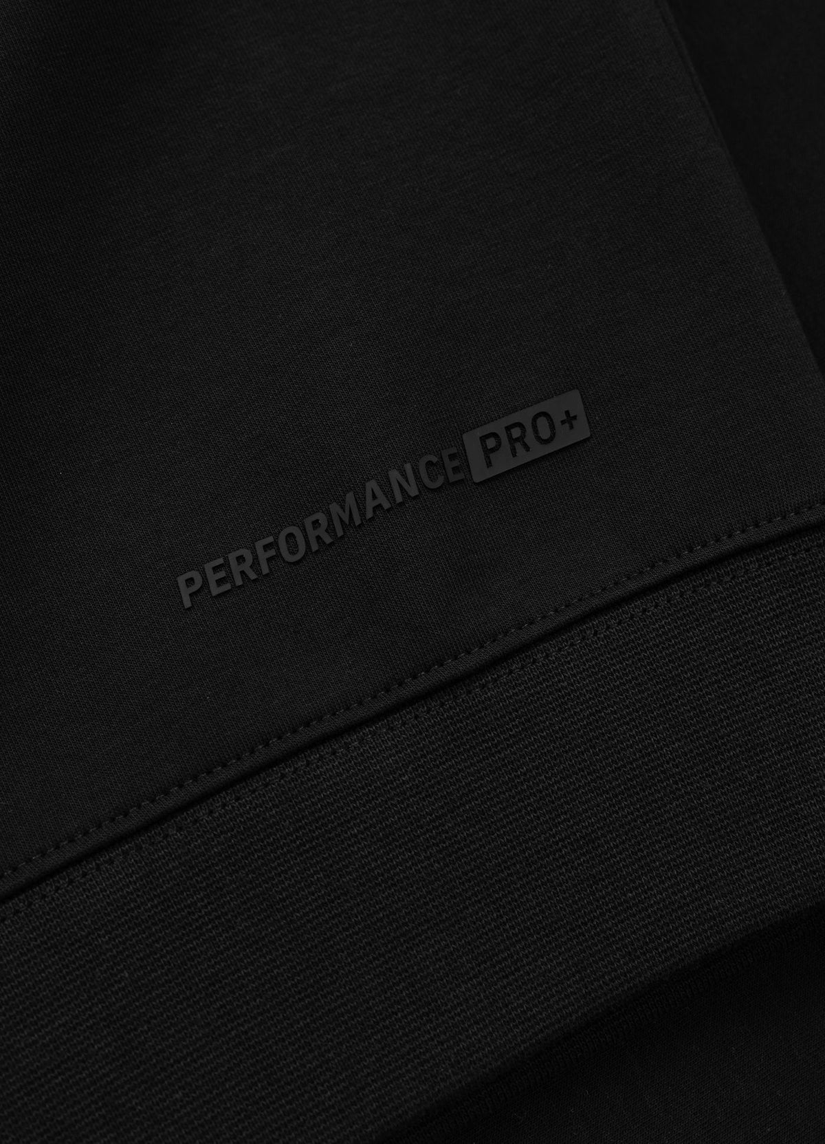 DISCOVERY Half-Zip Sweatshirt