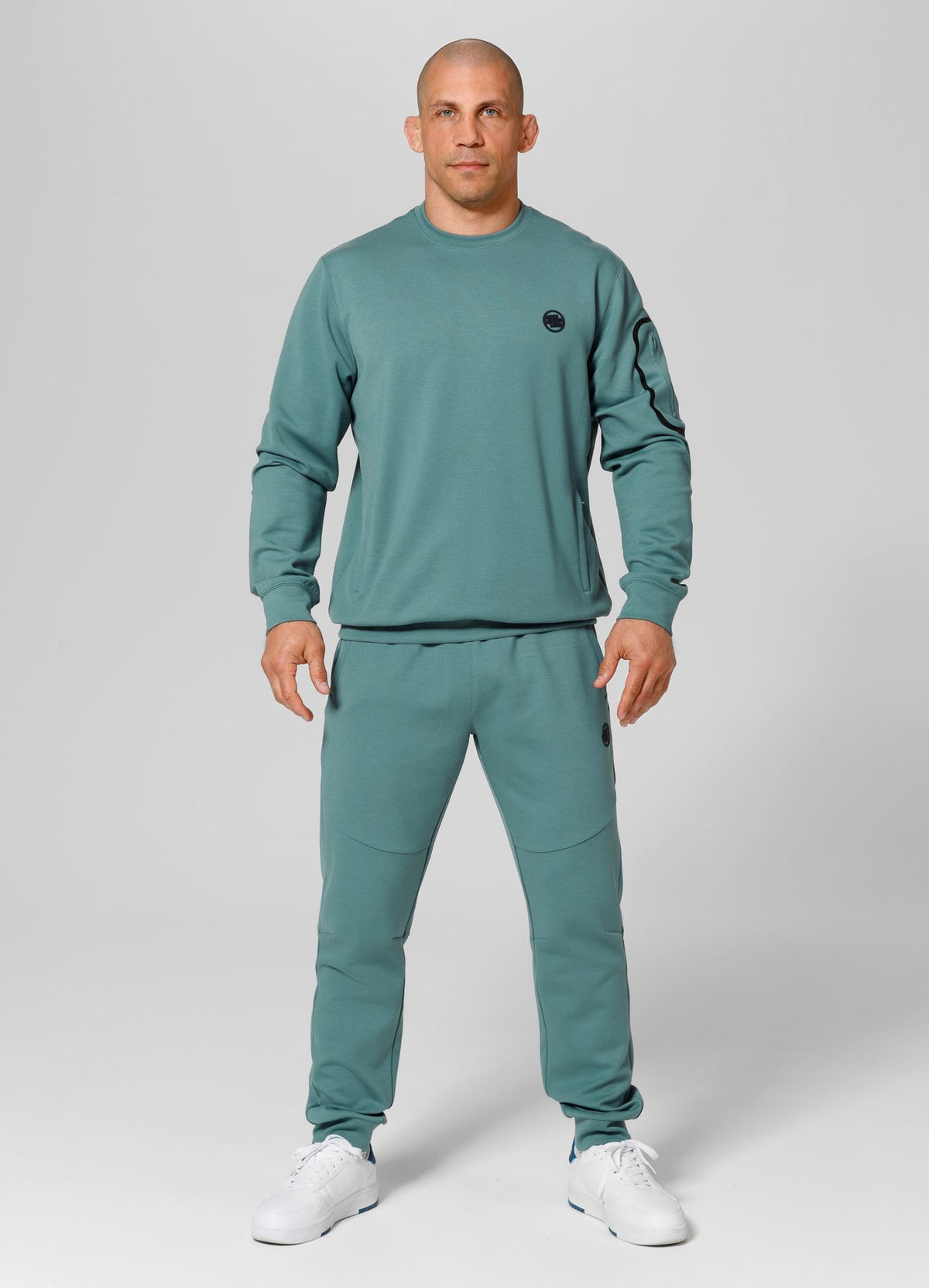 Men&#39;s Sweatshirt Explorer