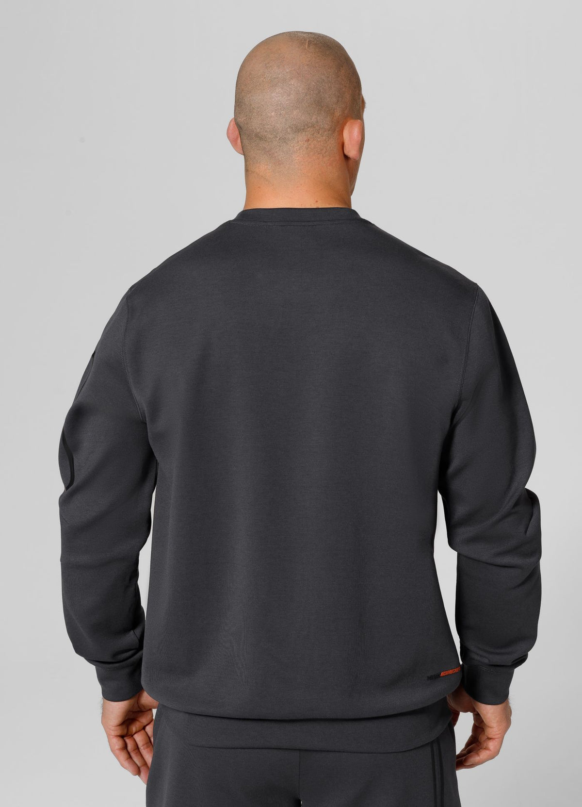 Men&#39;s Sweatshirt Explorer