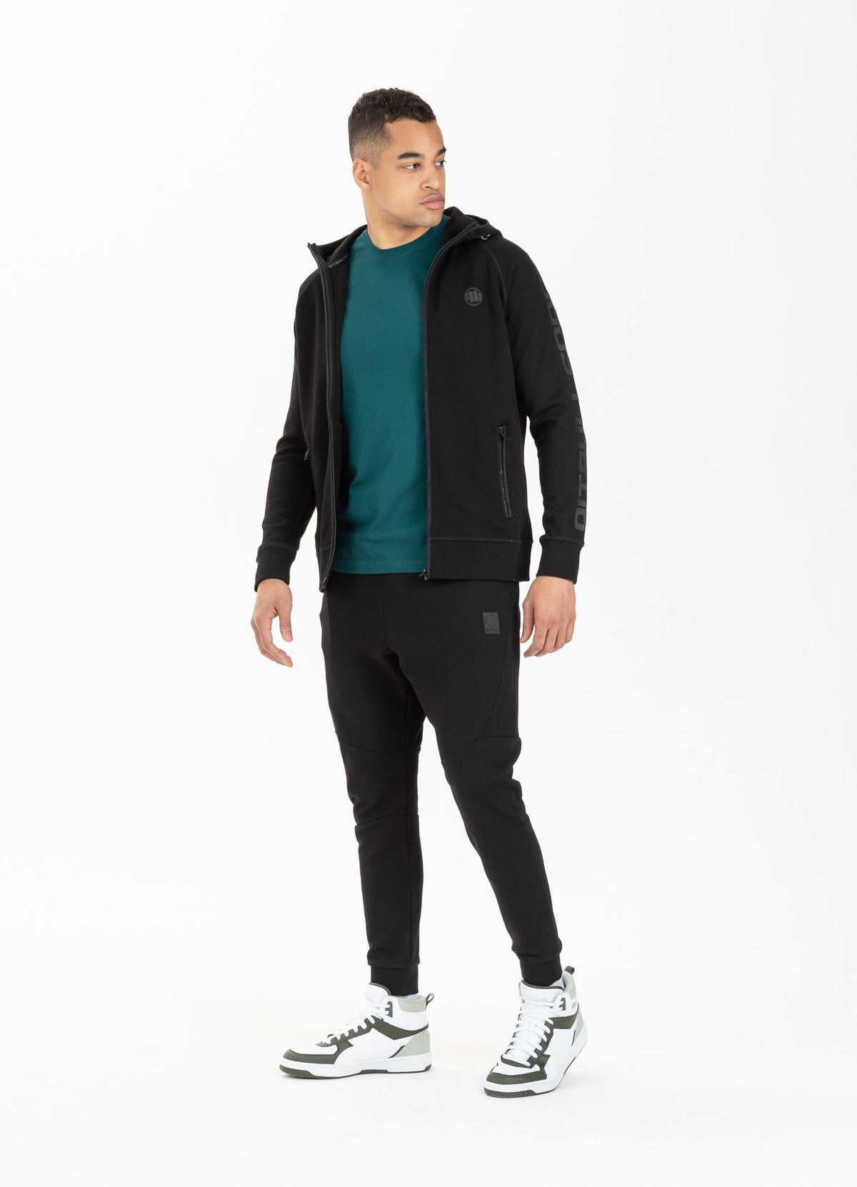 Zip-up hoodie Thelborn