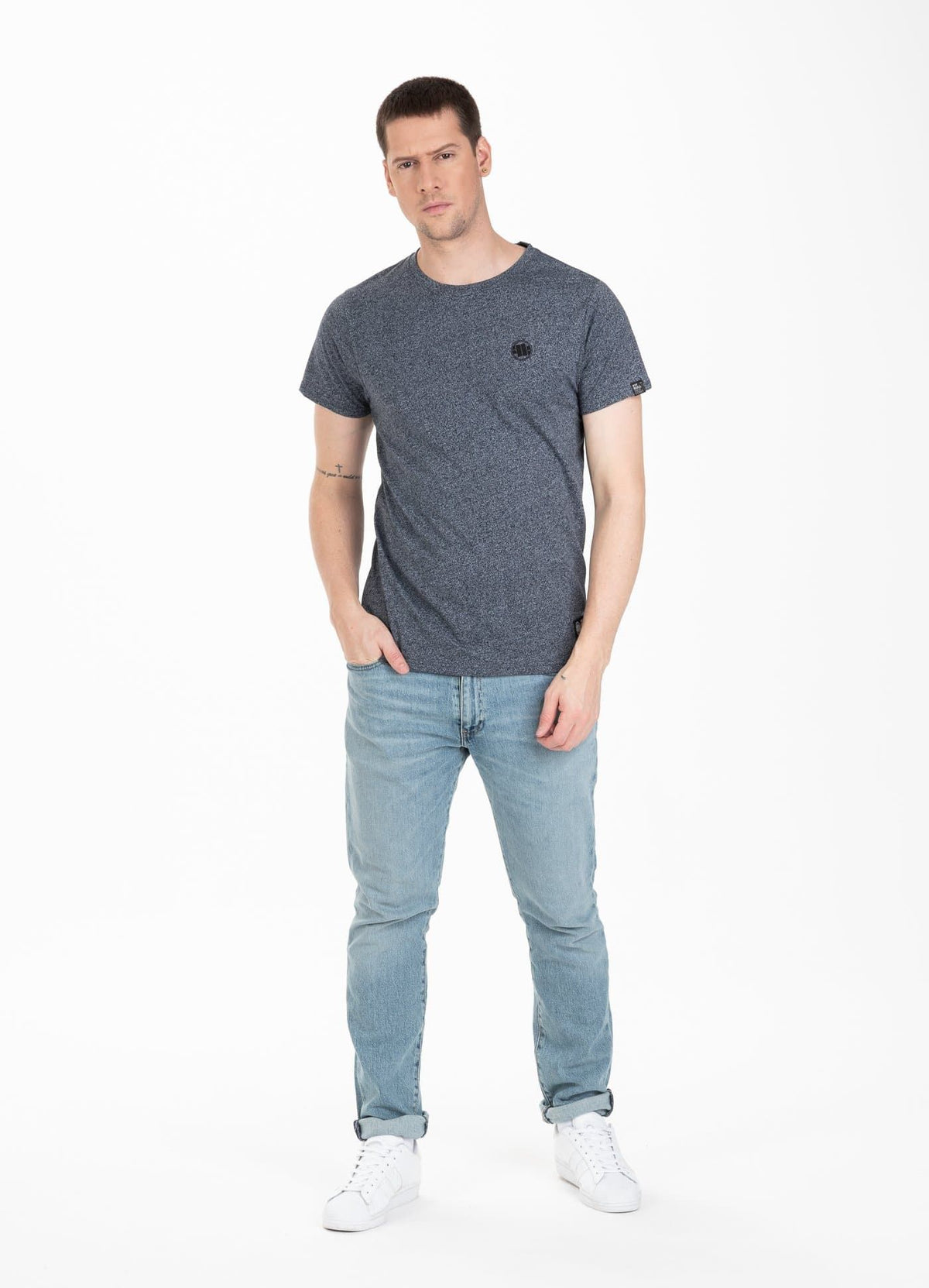 T-Shirt Custom Fit Small Logo