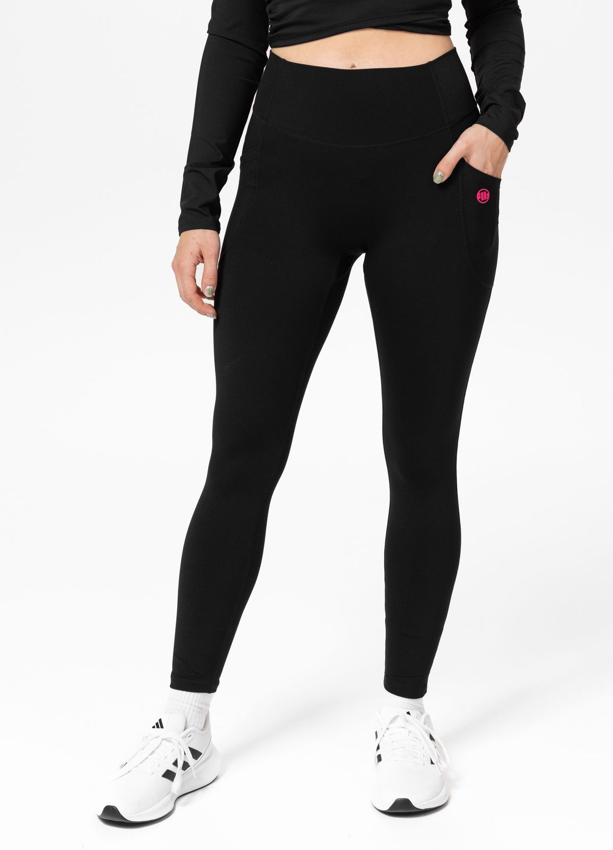 Women&#39;s sports leggings AVENIDA