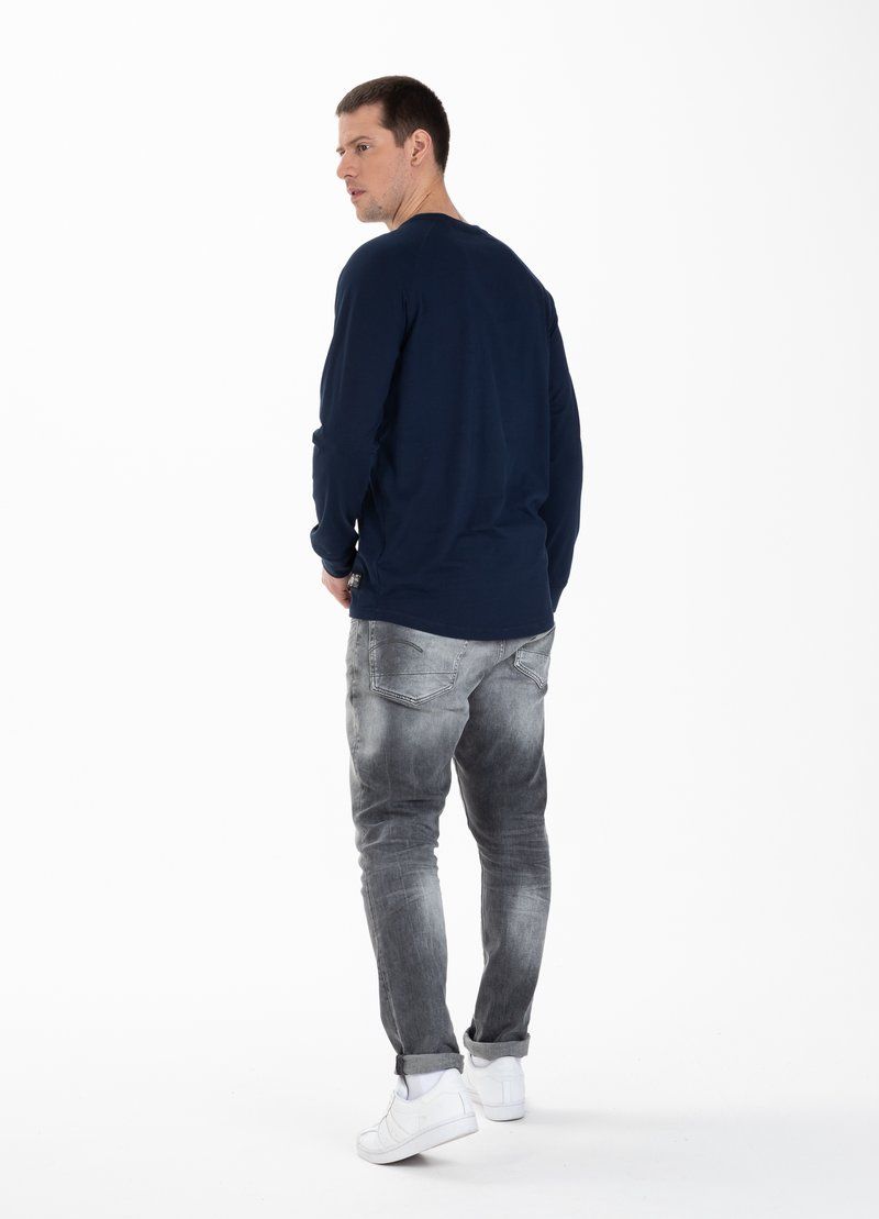 Longsleeve Spandex Hilltop