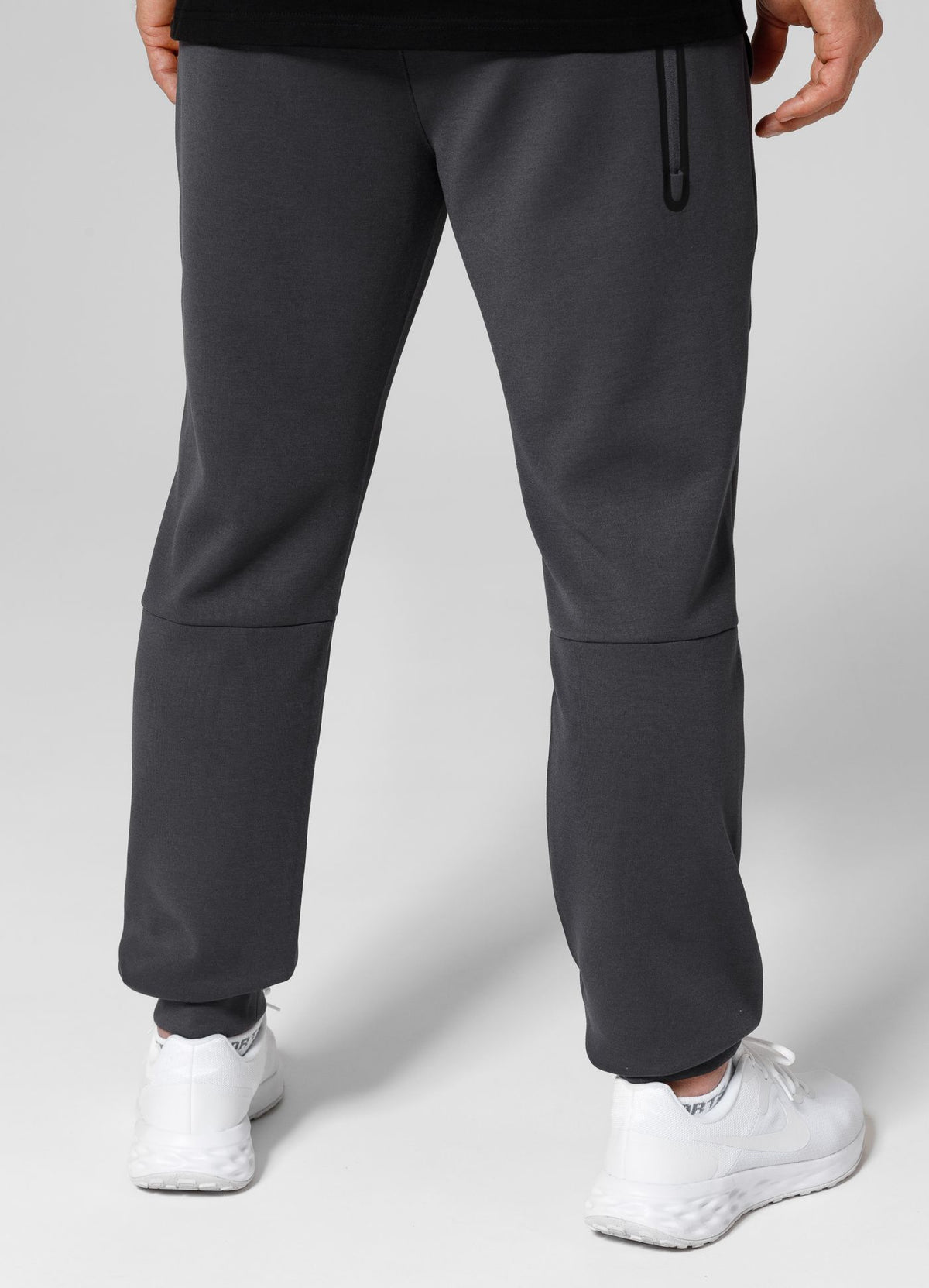 Men&#39;s Sweatpants Explorer