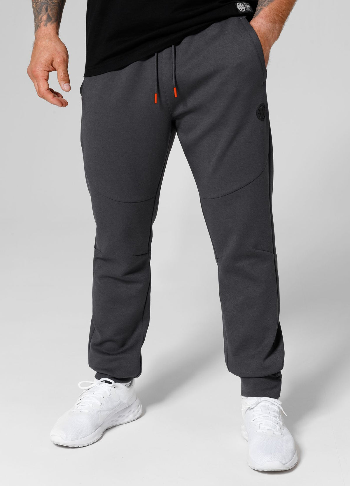 Men&#39;s Sweatpants Explorer